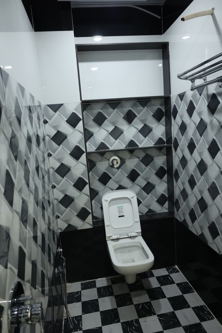 Deluxe Double Room Washroom